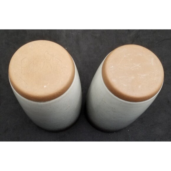 Vintage Peter Potts pinched tumbler pair one beautiful one with damage. - Picture 4 of 10